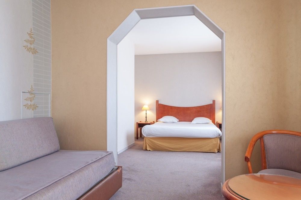 Logis Hotel L'Escargotiere Dijon Sud - Chenôve Kültér fotó