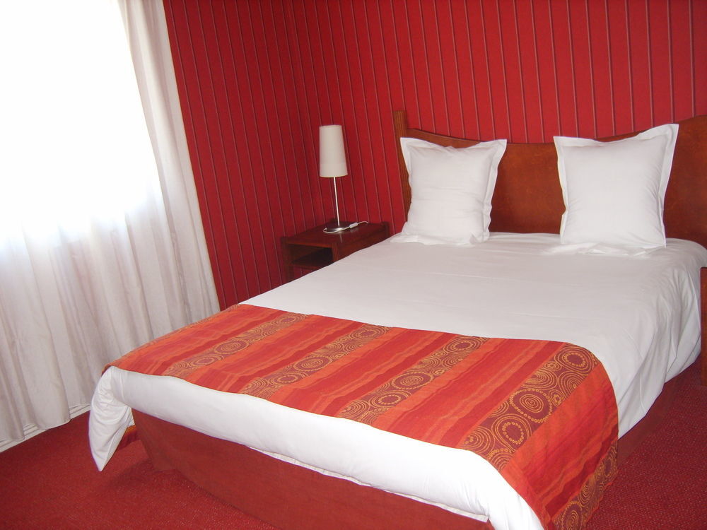 Logis Hotel L'Escargotiere Dijon Sud - Chenôve Kültér fotó