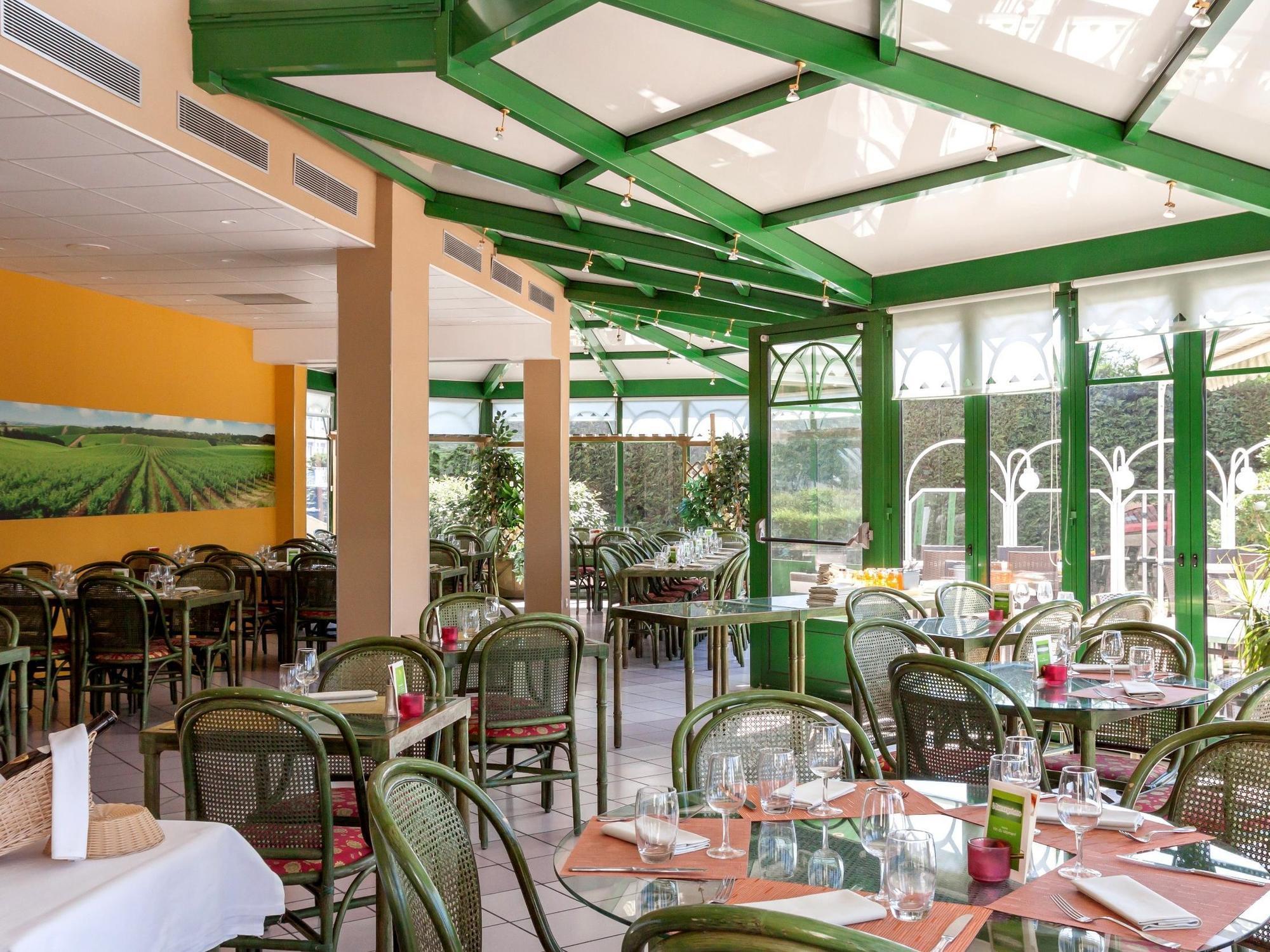 Logis Hotel L'Escargotiere Dijon Sud - Chenôve Kültér fotó